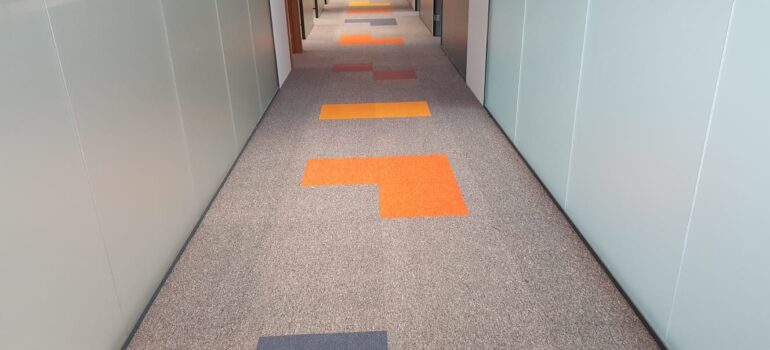 Sarıyer Yükseltilmiş Döşeme Sistemleri, Sarıyer Yükseltilmiş Zemin, Sarıyer Kalsiyum Sülfat Yükseltilmiş Döşeme, Sarıyer Karo Halı